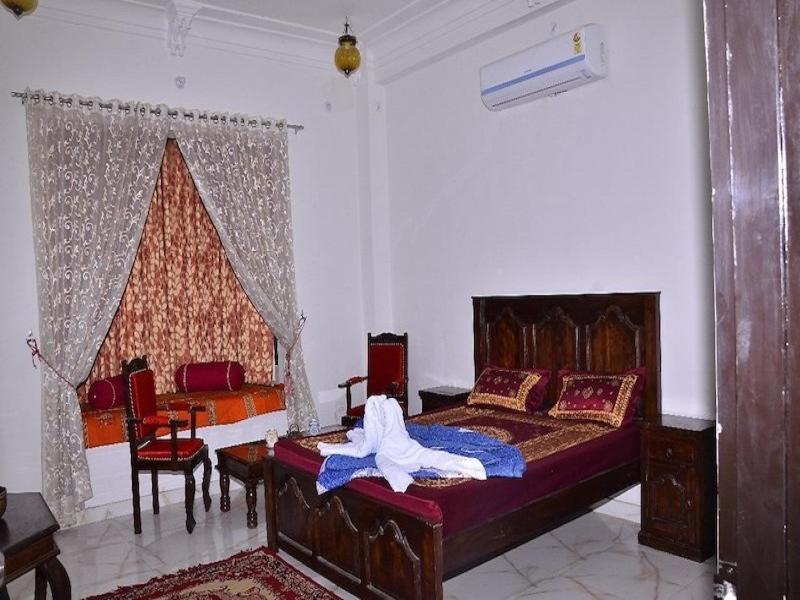 Tej Mahal Palace Bandikui Dış mekan fotoğraf